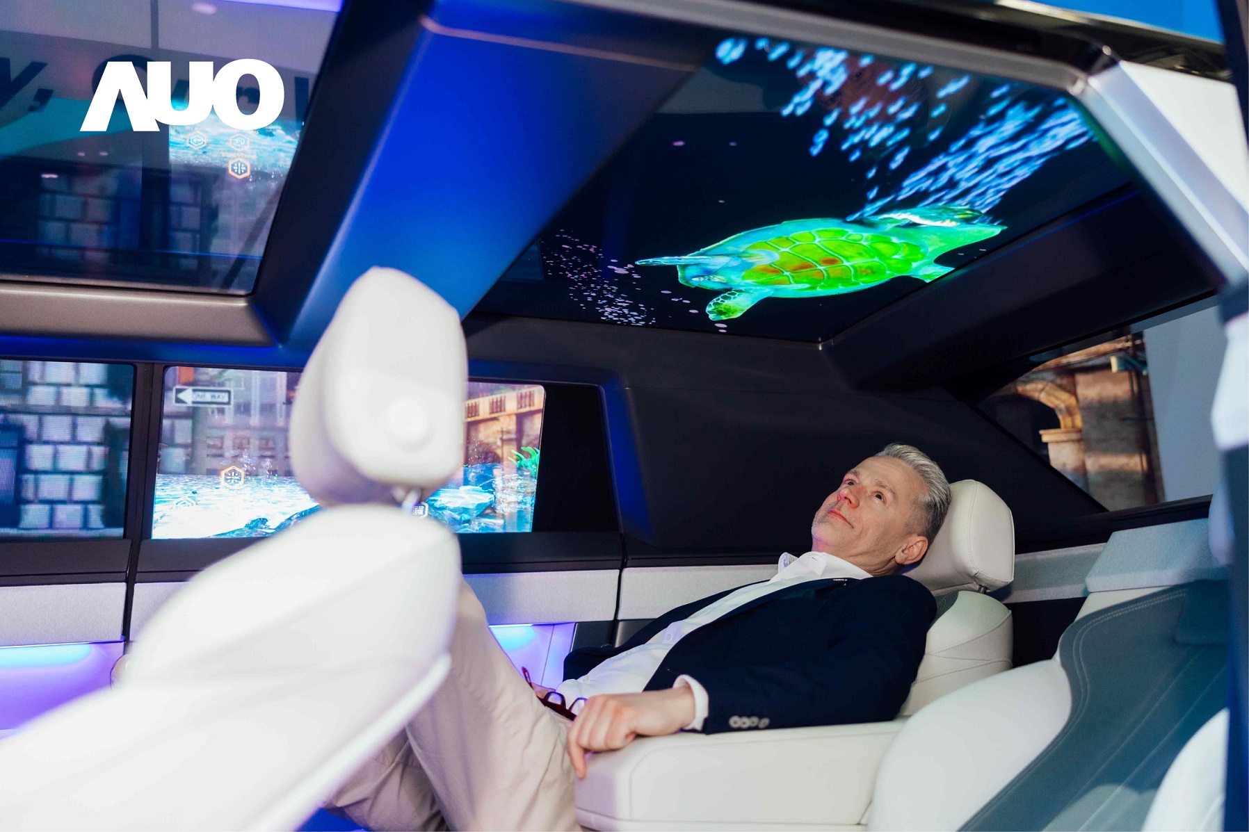NG娱乐Smart Cockpit 2025集Micro LED透明、大型化、可挠优势之大成，携手BHTC打造未来视界的车用Display HMI解决方案